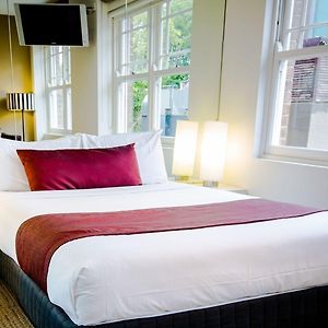 Studio mit Queensize-Bett